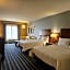 Holiday Inn Express Hotel & Suites Perry-National Fairground Area