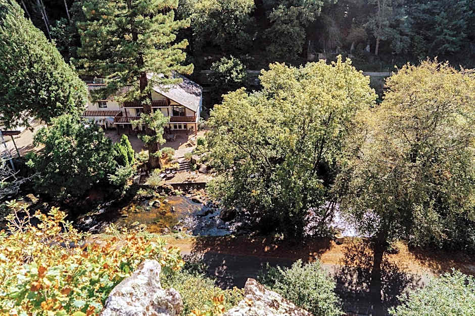 Logis Auberge de Pont Calleck