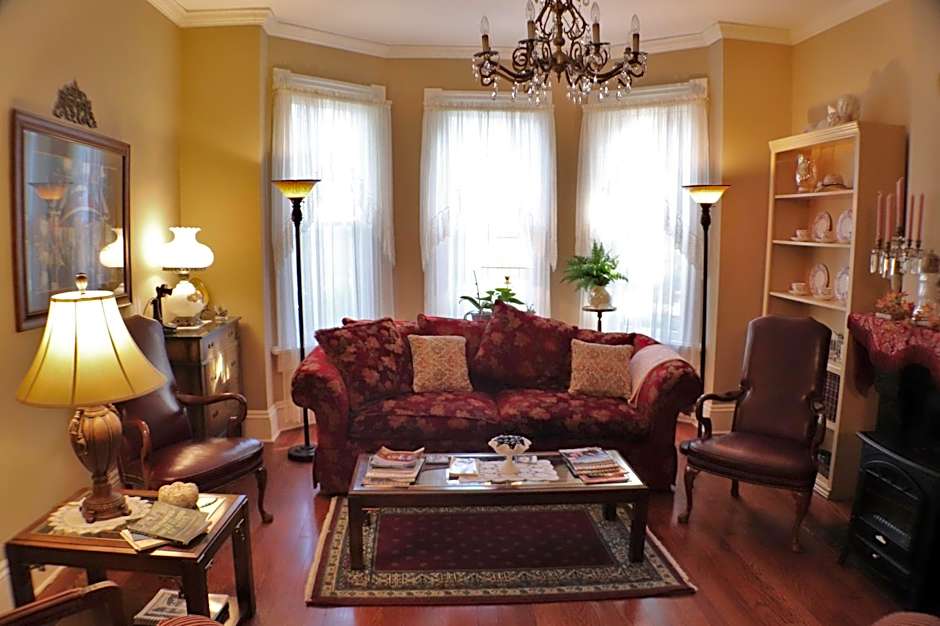 50 Lincoln Short North Bed & Breakfast