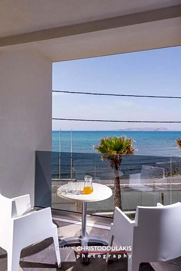 Golden Bay Boutique Hotel & Bungalows