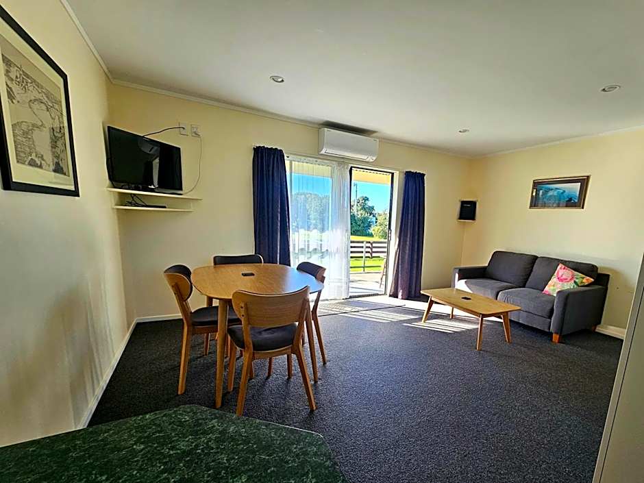 Castlepoint Holiday Park & Motels