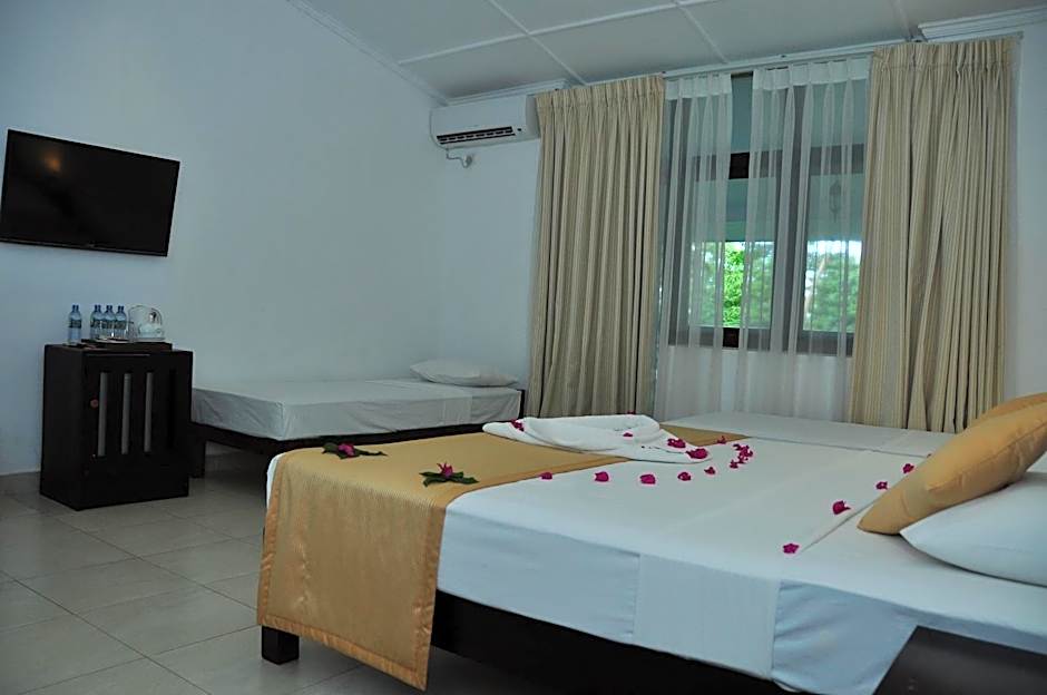 The Lakeside at Nuwarawewa