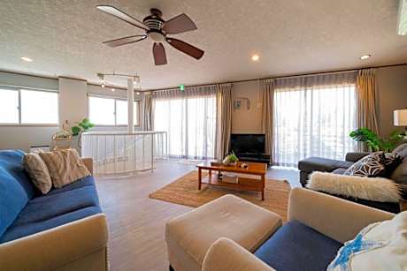 Lanakai House