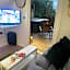 Paddock Pod - Sleeps 4 & Roofed Over Private Hot Tub & NEW SAUNA