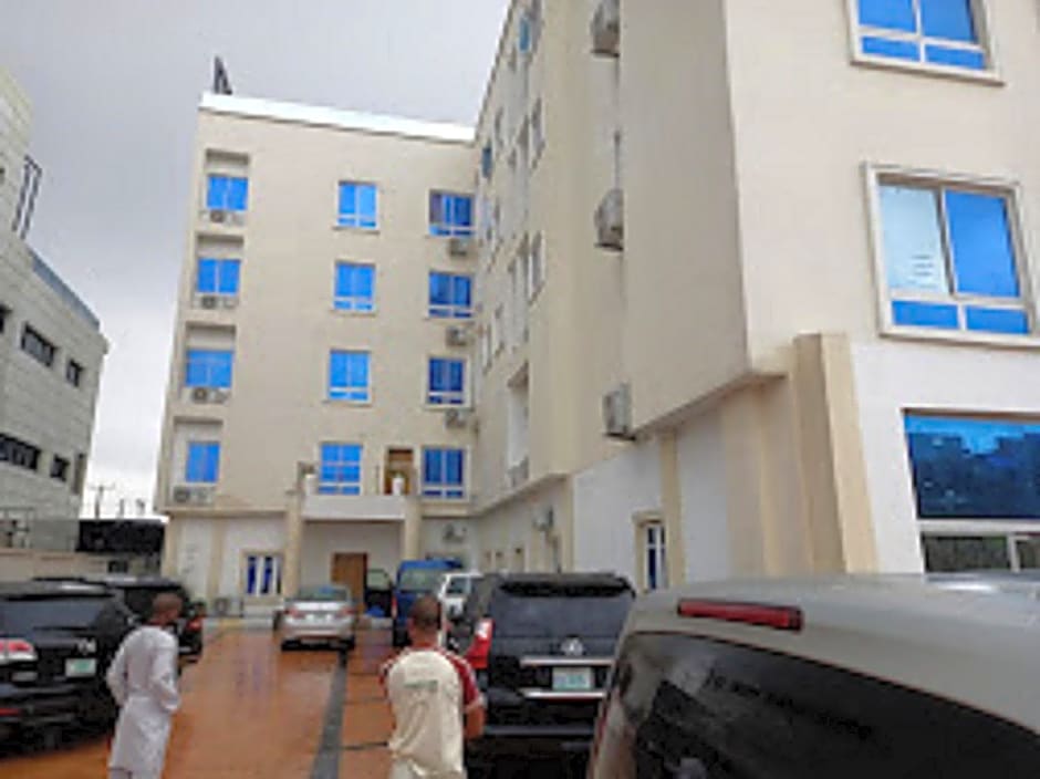 Time Oak Hotel and Suites Royale