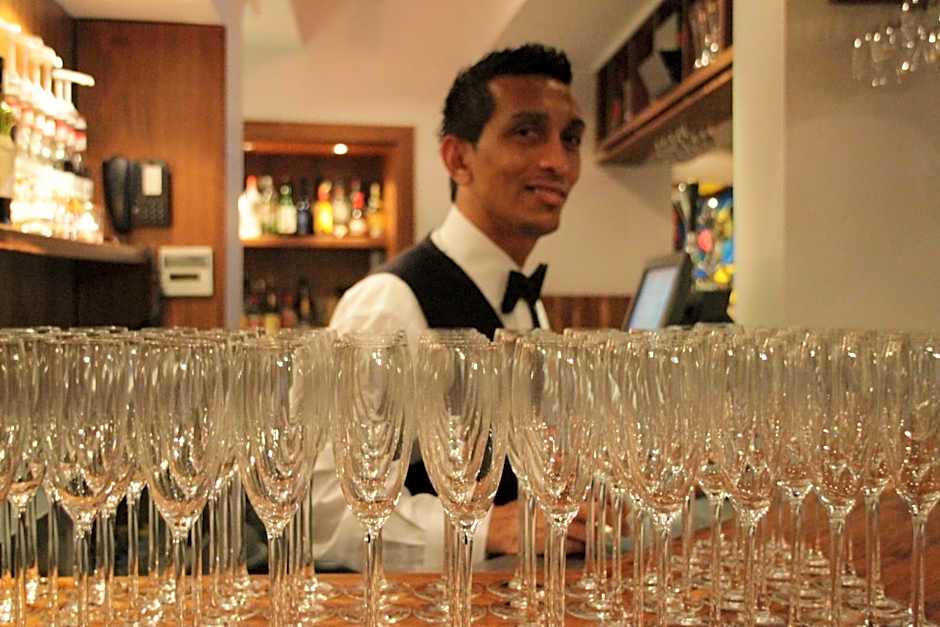 Zuni Restaurant & Boutique Hotel