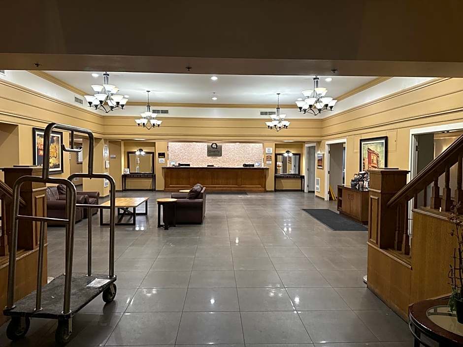 Quality Inn and Conference Center Greeley Downtown