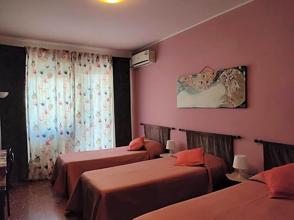 Cosmopolitan B&B
