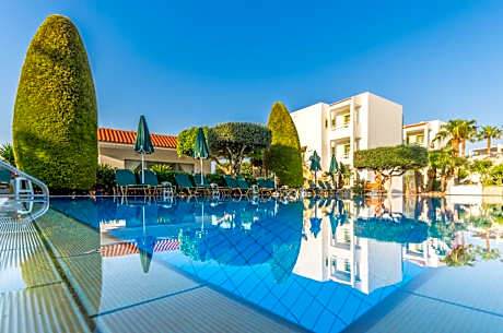 Nikolas Villas Appartments