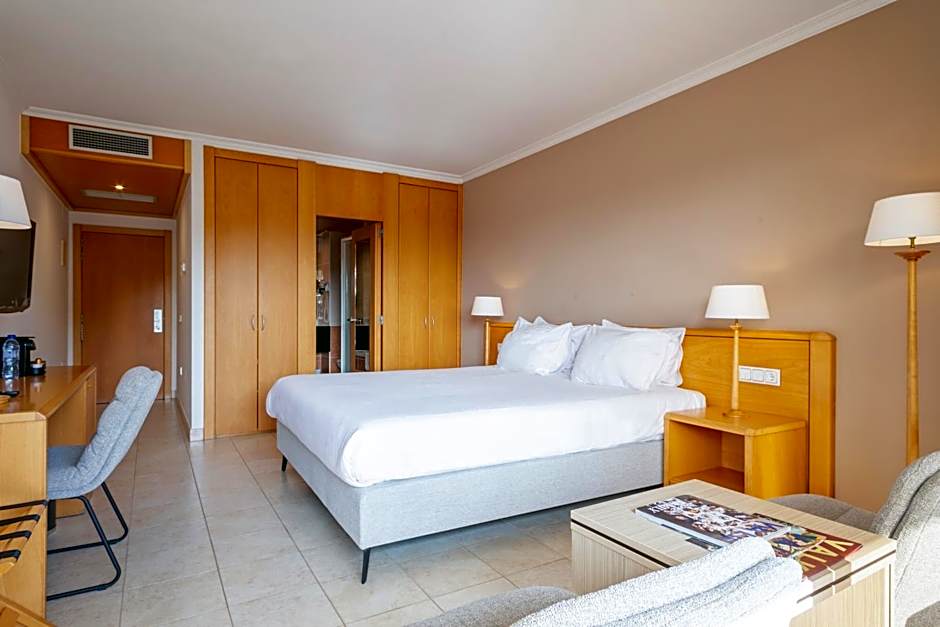 Van der Valk Hotel Barcarola