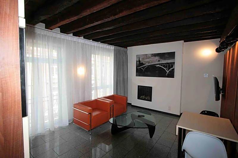 Amosa Liège City Centre Apart Regence 17