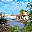 Adelais Bay Hotel