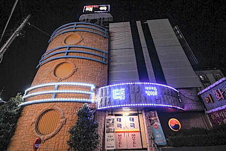 Jeonju Sanjeong-dong Taegeuk