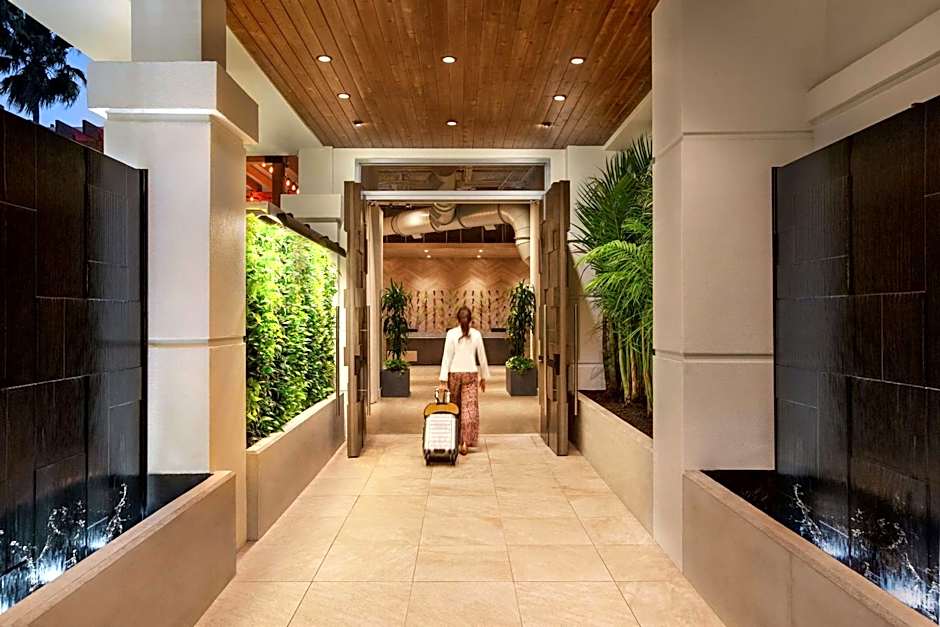 Hotel Alba Tampa, Tapestry Collection By Hilton