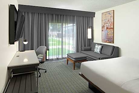 King Room with Sofa Bed