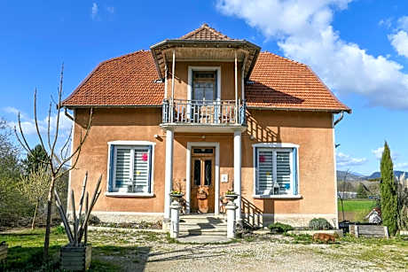 Maison Fleur De Frangipanier
