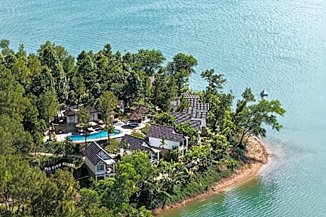 PHU NINH LAKE  RESORT & SPA ECOTOURISM 