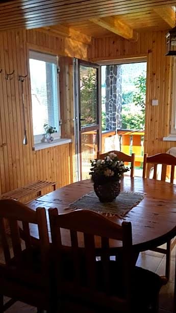 Chalúpka u Babičky