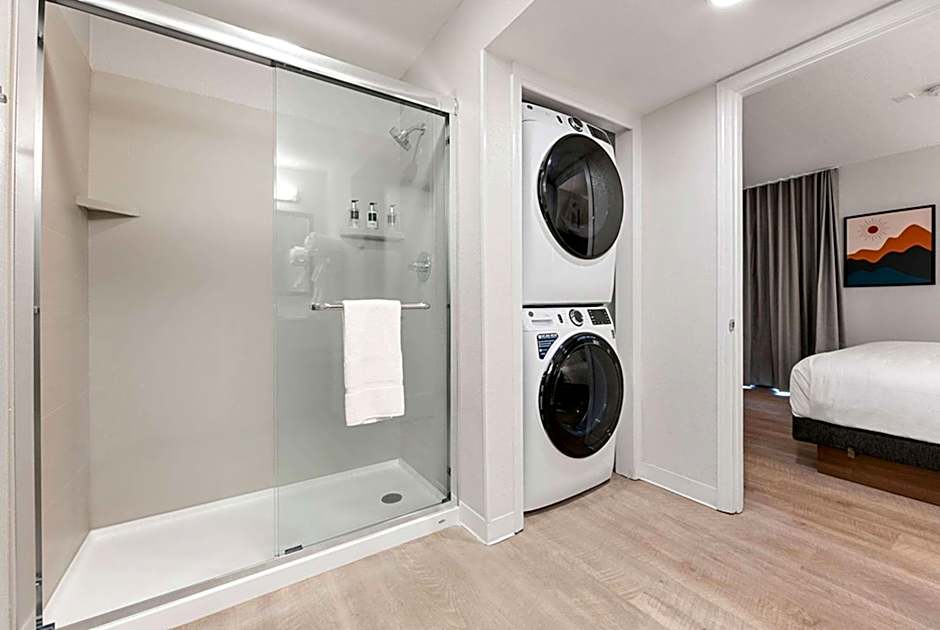 WaterWalk Extended Stay by Wyndham Atlanta Perimeter