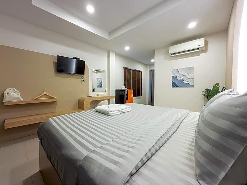 The Seathru Koh Larn