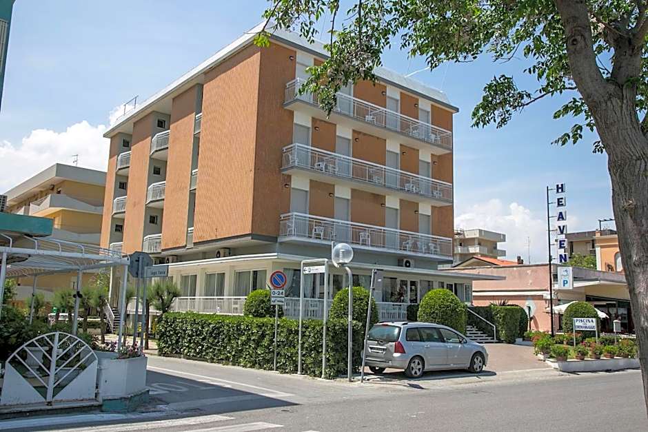 Hotel Heaven