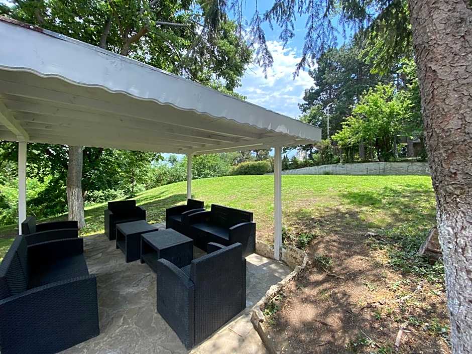 Vezhen Hotel - Free Parking