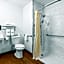 Rodeway Inn & Suites Portland West - Beaverton