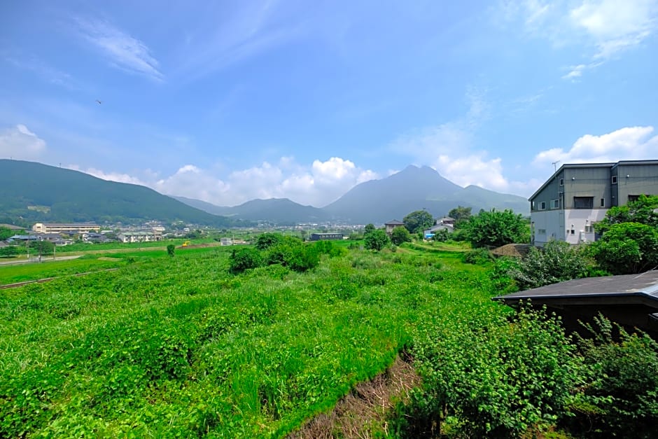 Yufuin Waraneko no Yado