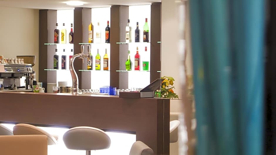 Helgon Hotel - Lourdes Pyrénées