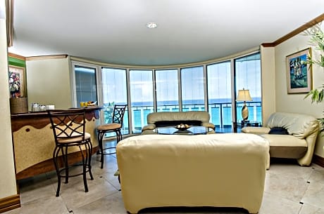 Two Bedroom Ocean Front Luxury Suite