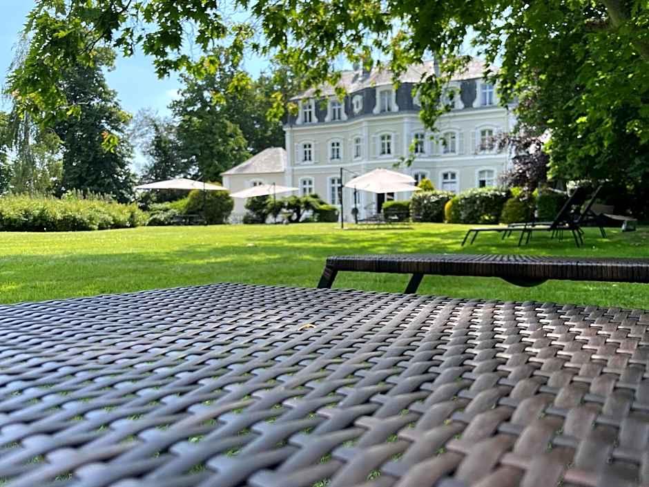 Najeti Hôtel Château Cléry