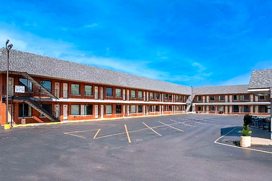 Hotel O Miami Inn & Suites Chicago Midway Airport