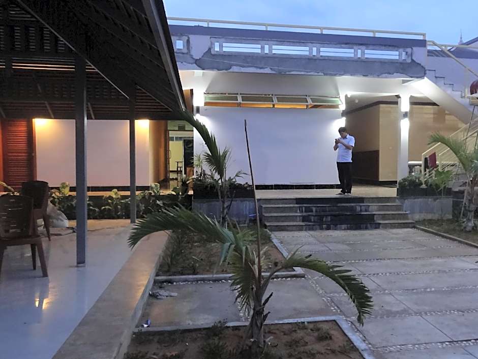Kampongbay Makeng Guesthouse – Kampot, NJ