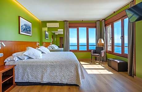 Suite with Sea View