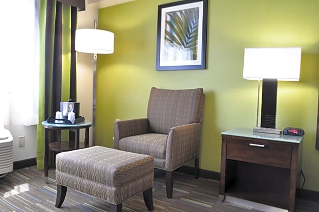Holiday Inn Express San Diego South - National City By IHG