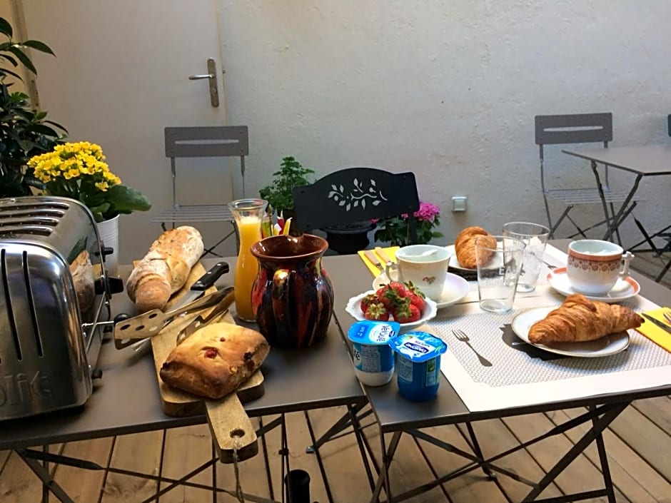 Hôtel A la tasse à moustache