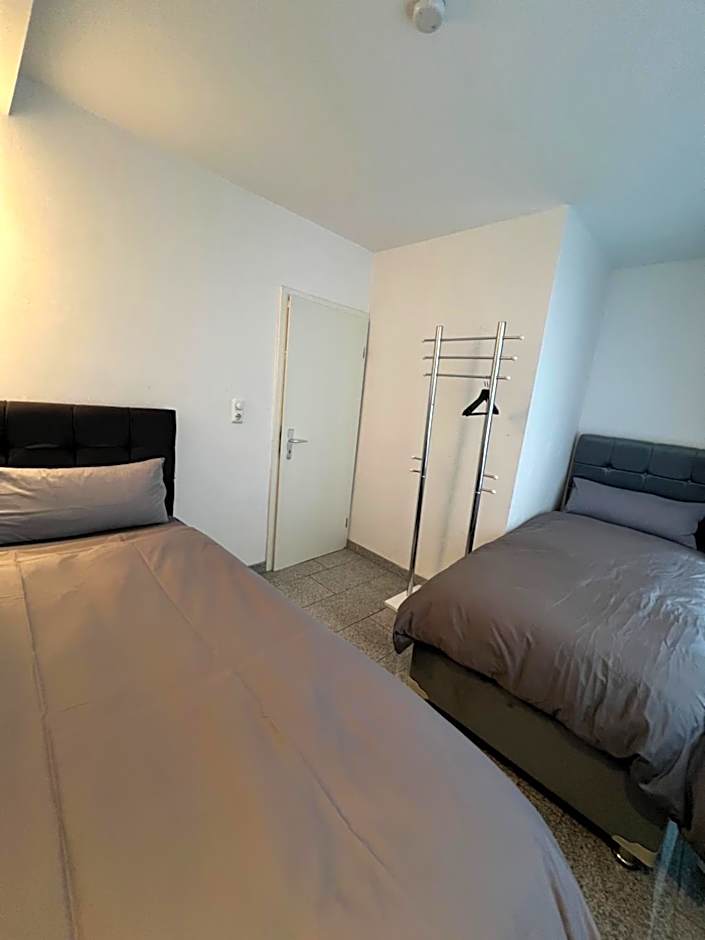 Budget Rooms just for sleeping - Digital access