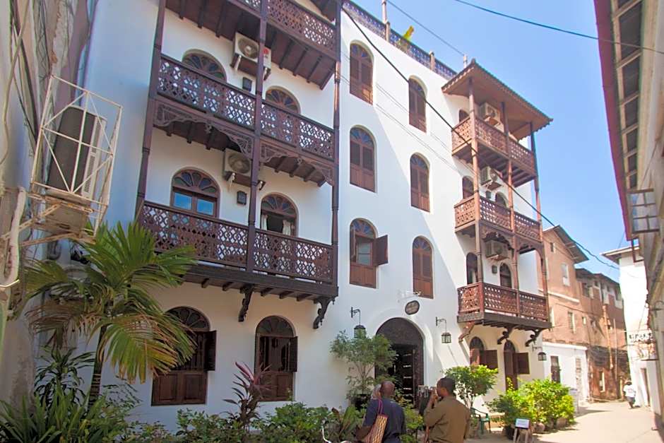 Asmini Palace Hotel