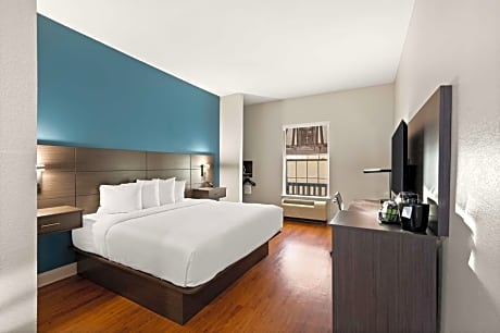 King Room with Walk-In Shower - Disability Access/Non-Smoking