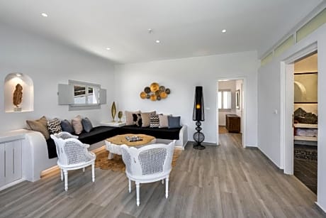 One Bedroom Grande Suite Heated Priv Pool Sea View