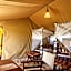 Gnu Mara River Camp