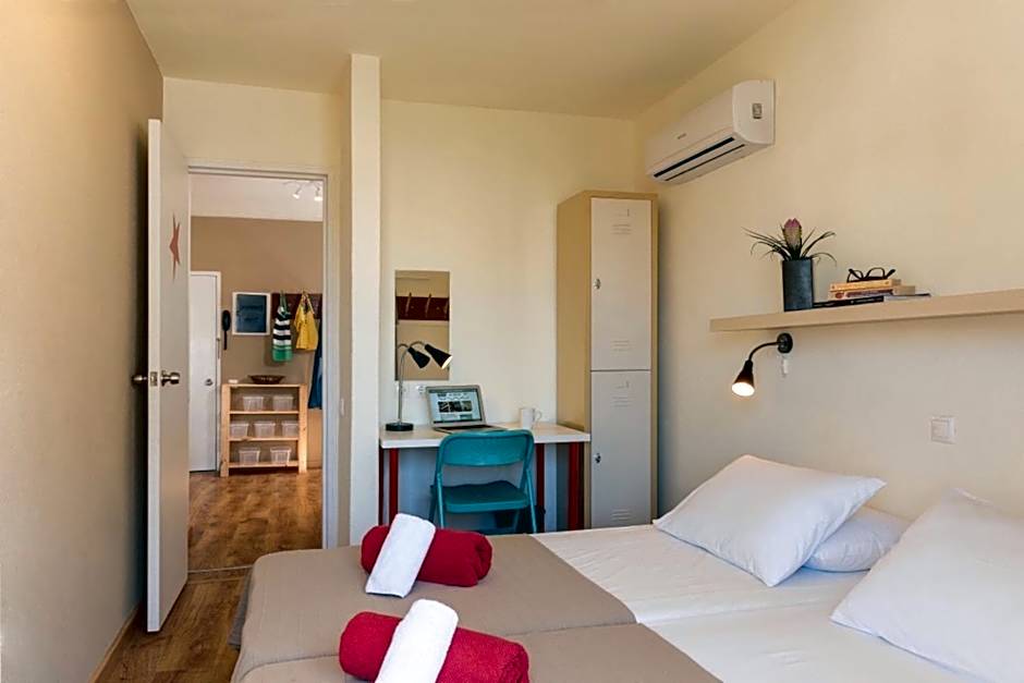 STAY Rhodes HoStel & Bar