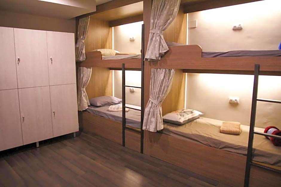 Barcelona & You Hostel Sagrada Familia