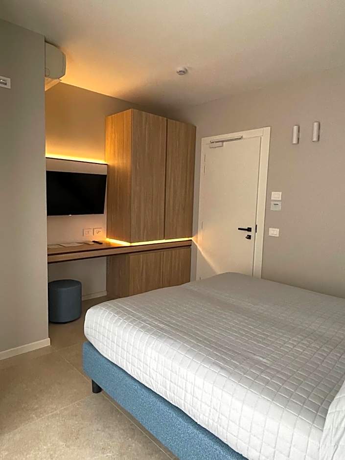 Petit Hotel