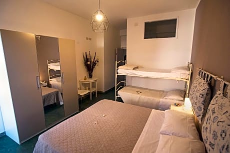 Comfort Quadruple Room