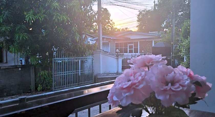 Le KhounSok Boutique Hotel