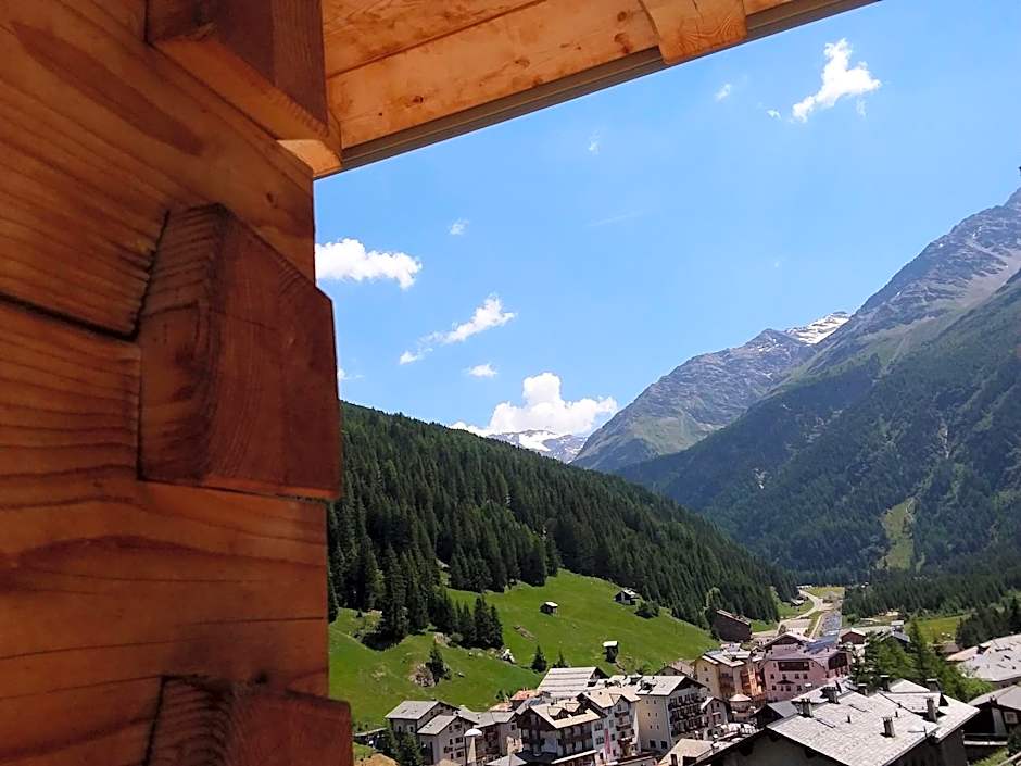 Hotel Meublè Adler - Rooms & Mountain Apartments