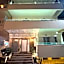 Aristo Apts