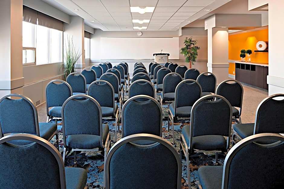 Delta Hotels by Marriott Edmonton South Conference Centre