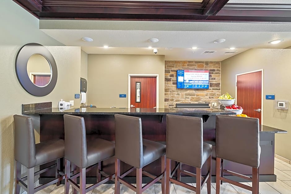 Cobblestone Hotel & Suites - Alpine